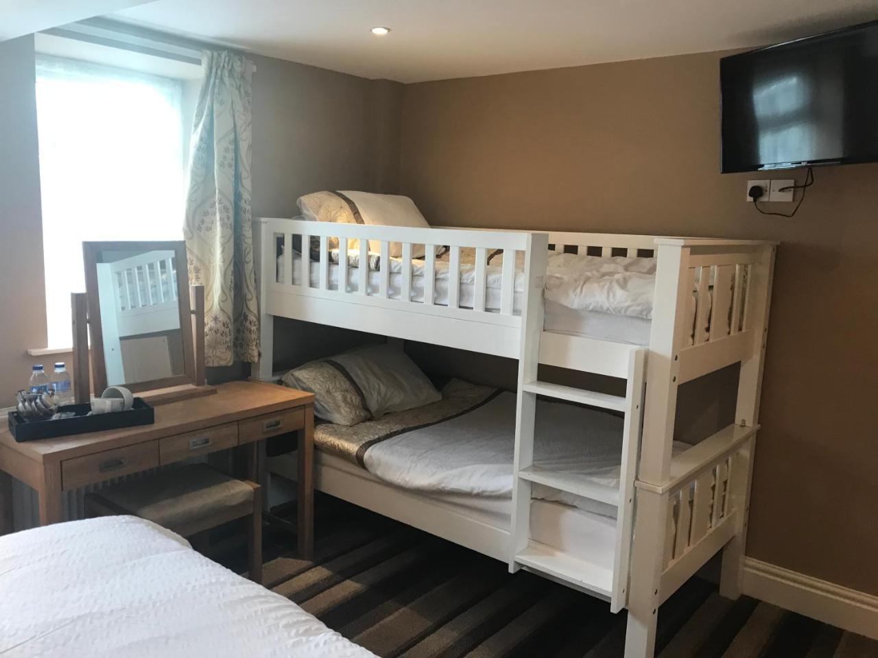 Rokeby Inn Newsham  ภายนอก รูปภาพ